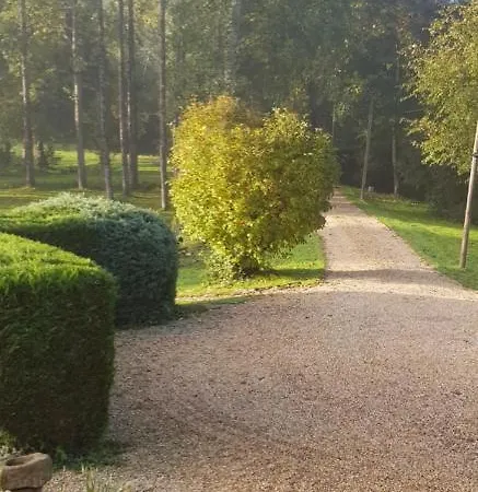 Le Vieux Moulin - Detached With Garden Views And Pool